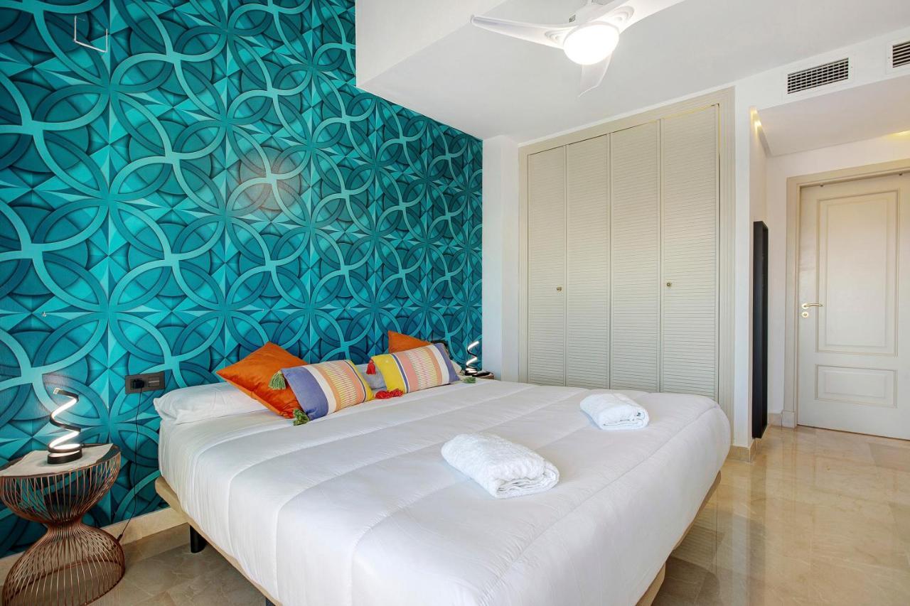 Luxury In Puerto Marina Lejlighed Benalmádena Eksteriør billede