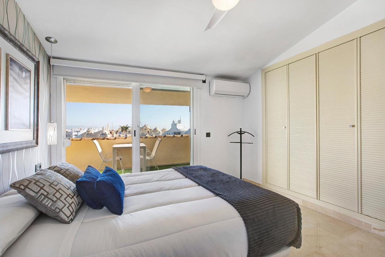 Luxury In Puerto Marina Lejlighed Benalmádena Eksteriør billede